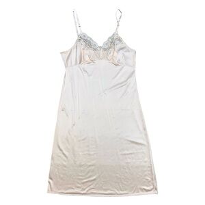 Vintage Hanes Her Way Slip Beige Small Nylon Silky Lace Coquette Romantic Sexy